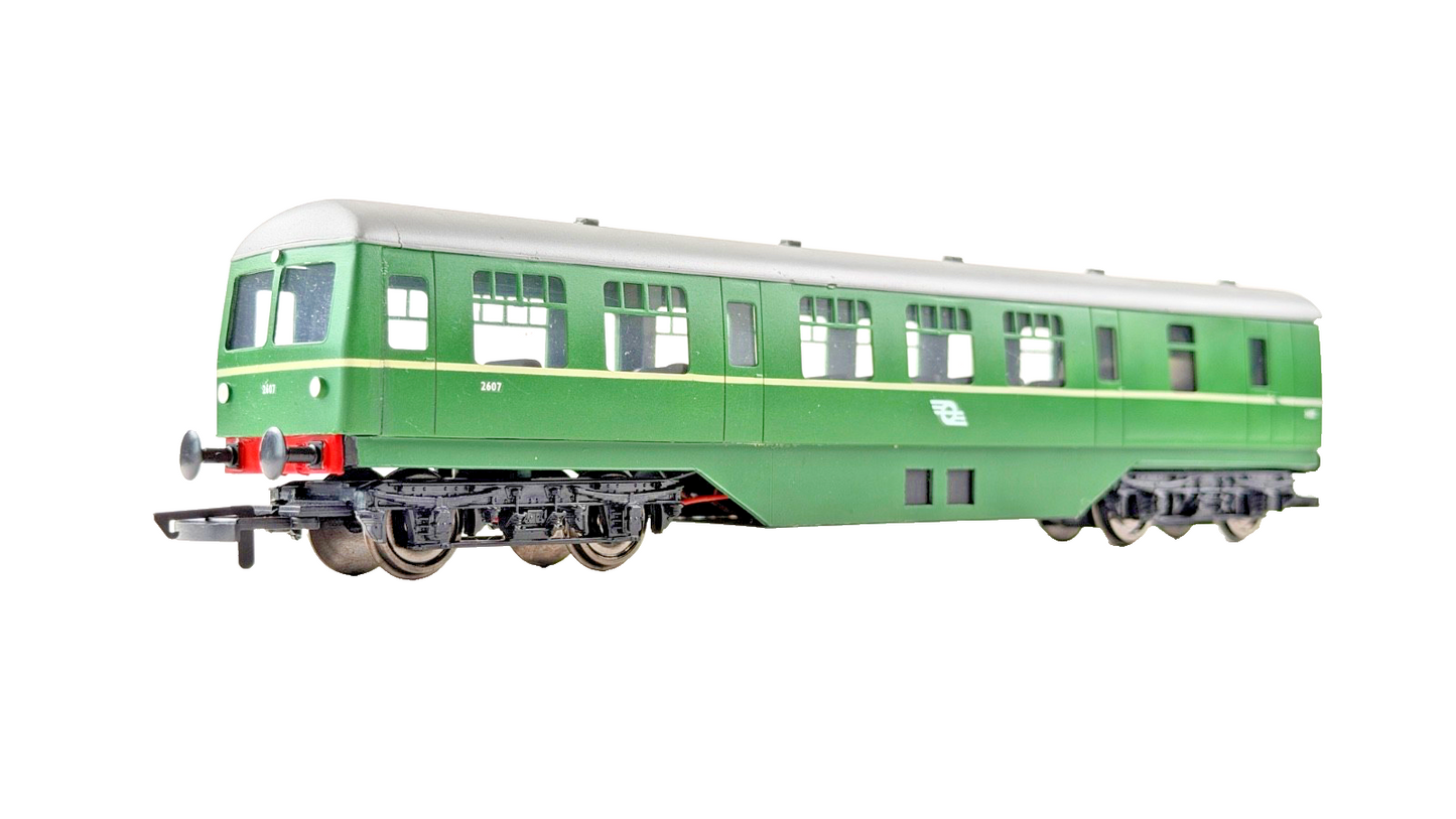 SILVER FOX MODELS OO GAUGE - CIE GREEN 2600 CLASS RAILCAR 2 CAR DMU PARK ROYAL