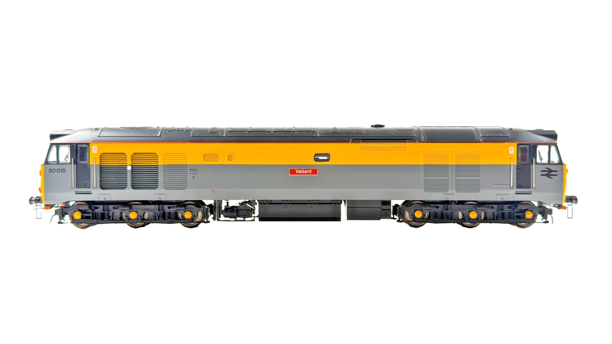 HORNBY OO GAUGE - R2802XS - CLASS 50 DIESEL 50015 DUTCH VALIANT DCC SOUND