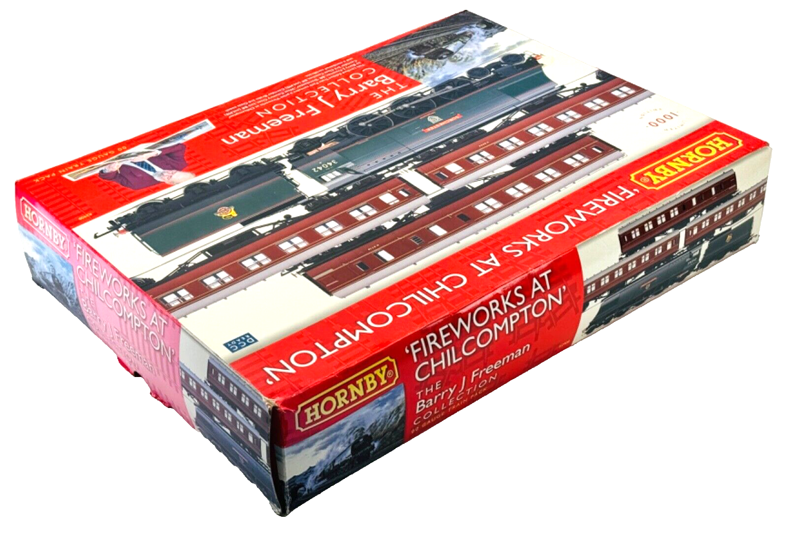 HORNBY 00 GAUGE - R2908 - FIREWORKS AT CHILCOMPTON DORCHESTER & COACHES - BOXED