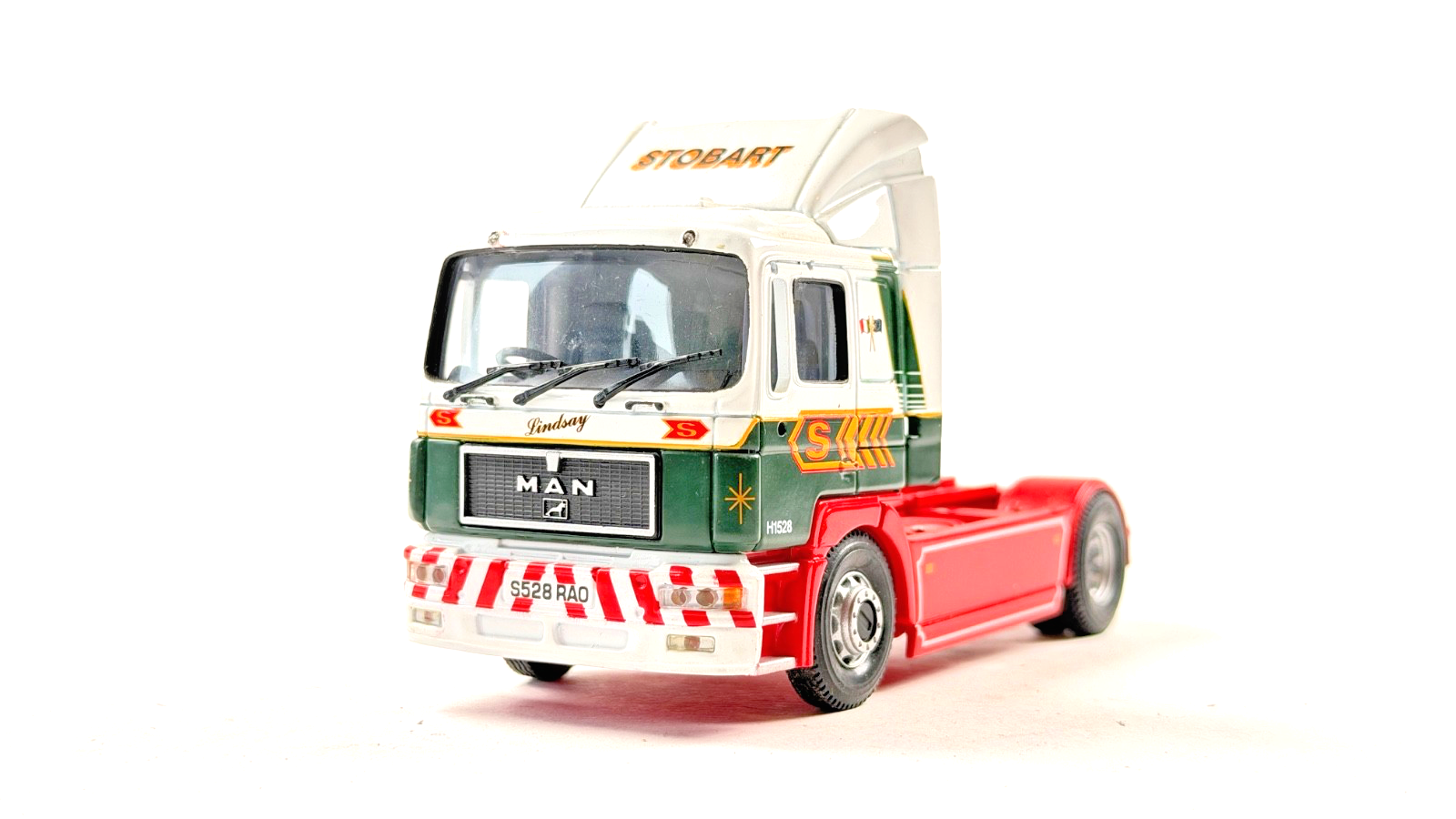 CORGI 1/50 SCALE EDDIE STOBART MAN "LINDSAY" 4X2 TRACTOR UNIT UNBOXED