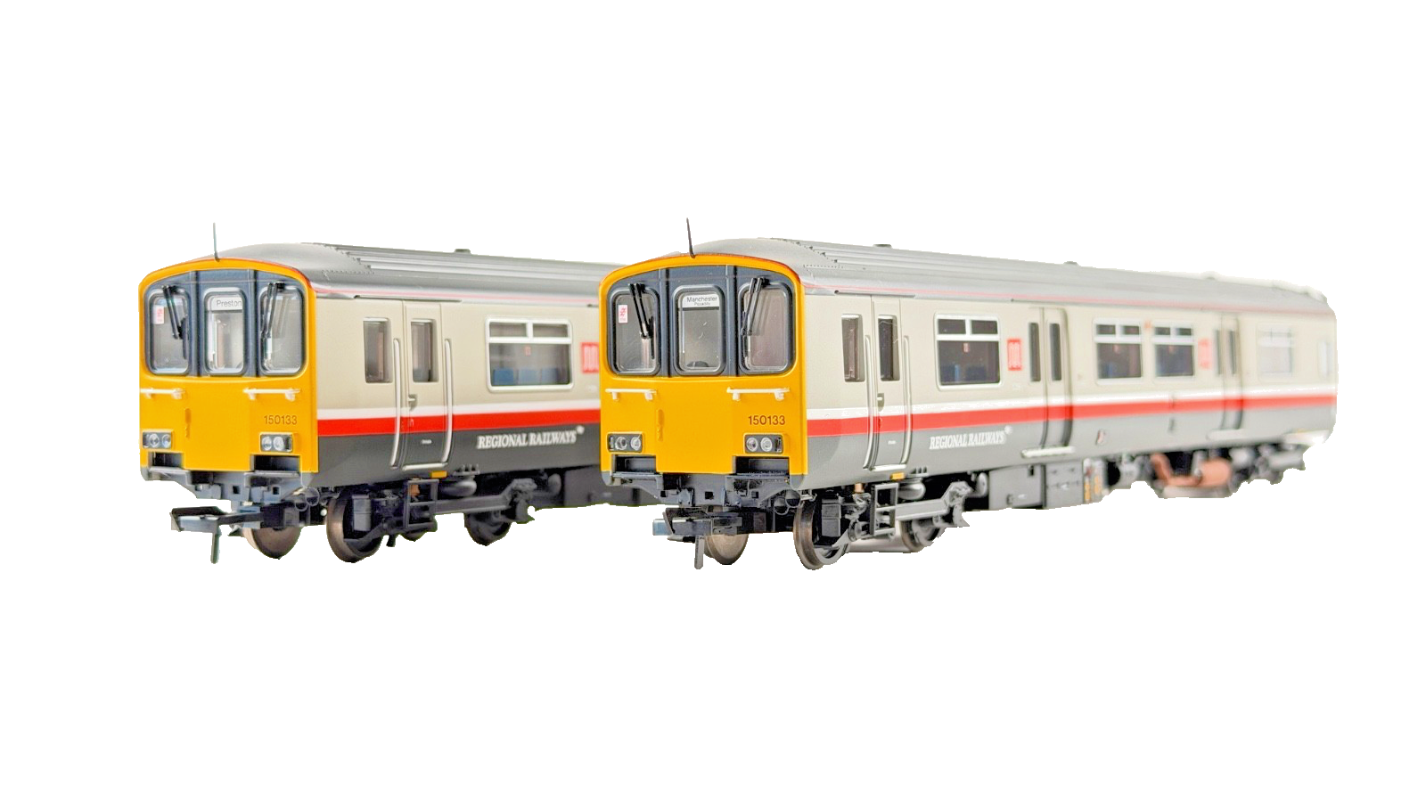 BACHMANN OO GAUGE - 32-930 - CLASS 150/1 DMU 2 CAR GREATER MANCHESTER PTE BOXED