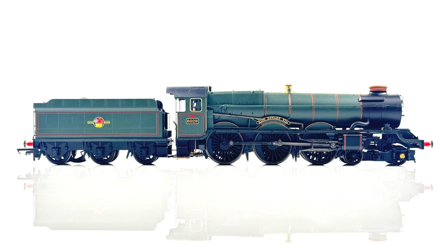 HORNBY 00 GAUGE - R3332 - BR (LATE) KING CLASS 'KING EDWARD VIII' 6029 BOXED