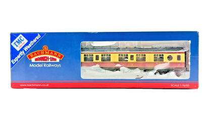 BACHMANN OO GAUGE - 39-455 - LMS 57FT PORTHOLE COACH CORRIDOR 1ST CRIMSON CREAM