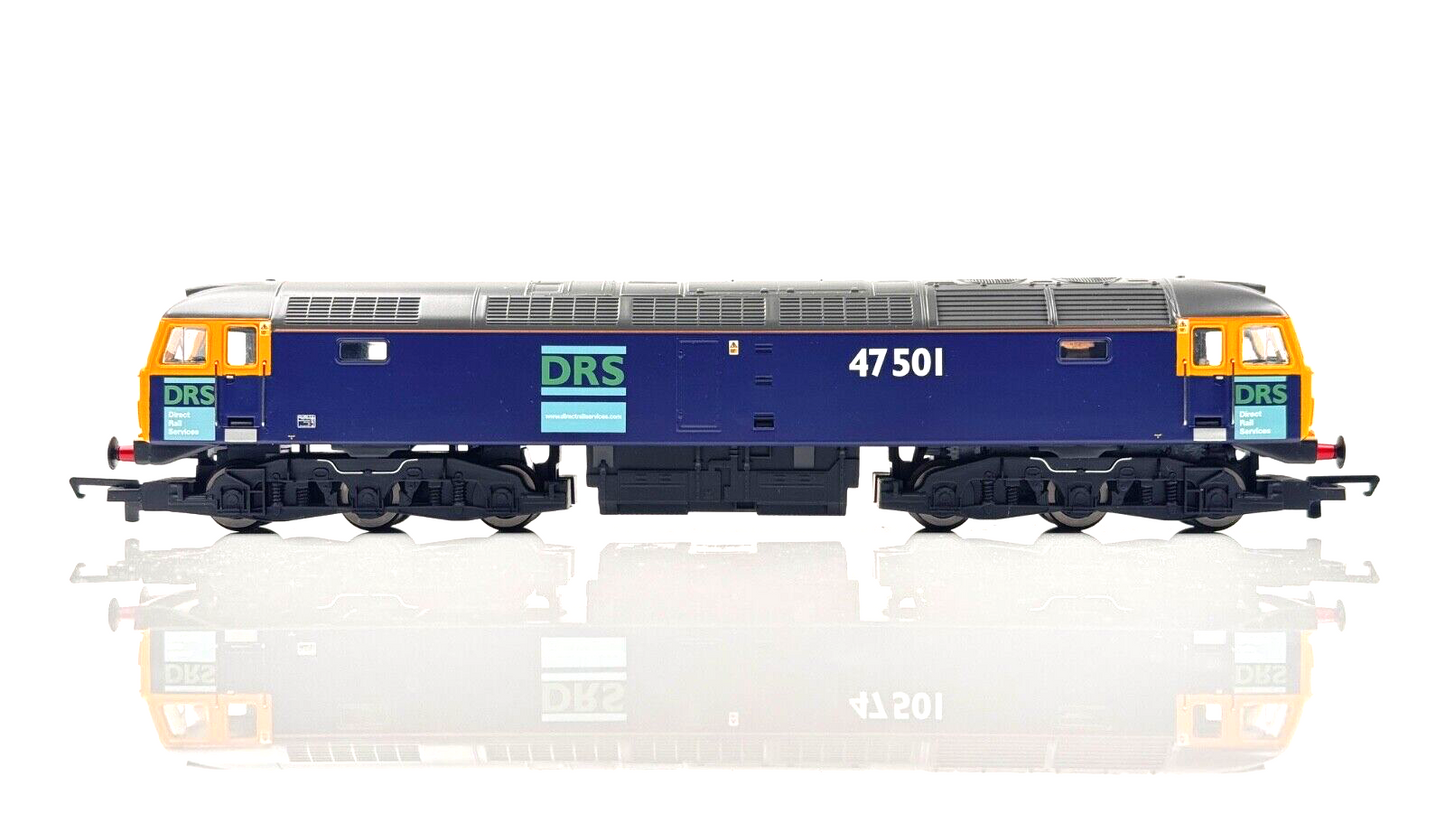 HORNBY 00 GAUGE - R2353 - CLASS 47 DIESEL 47501 DRS DIRECT RAIL SERVICES - BOXED