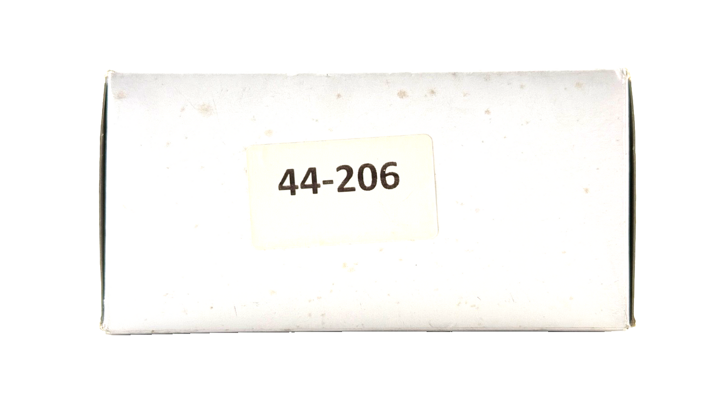 BACHMANN OO GAUGE SCENECRAFT - 44-206 - LOW RELIEF CORNER PUB - NEW (WHITE BOX)