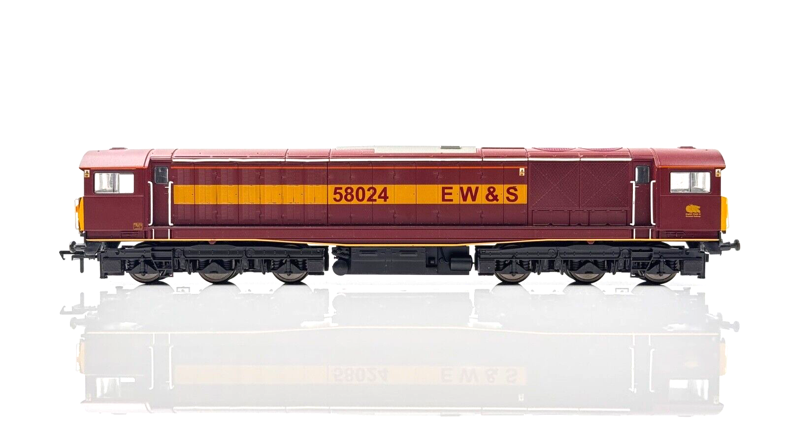 HELJAN 00 GAUGE - 58071 - CLASS 58 DIESEL 58024 EWS EW&S MAROON GOLD - BOXED