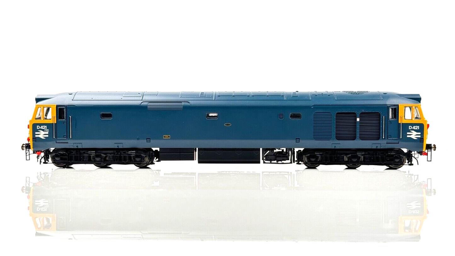 HORNBY 00 GAUGE - R2474 - CLASS 50 DIESEL LOCOMOTIVE BR BLUE 'D421' BOXED (2)