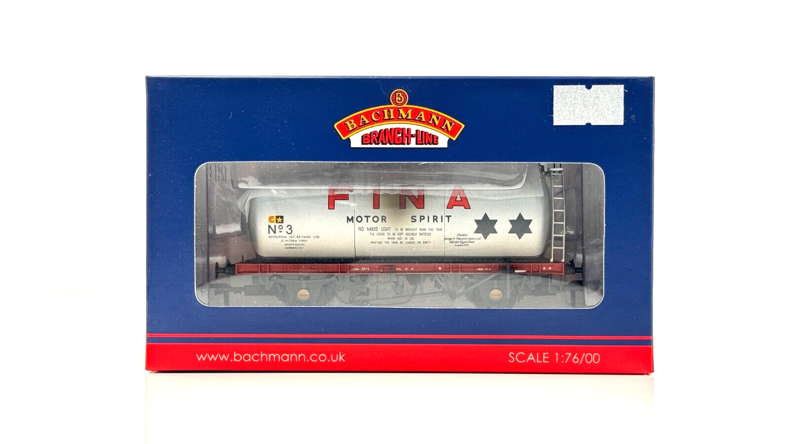 BACHMANN 00 GAUGE - 37-586A - TTA TANK WAGON 'FINA' SILVER - BOXED