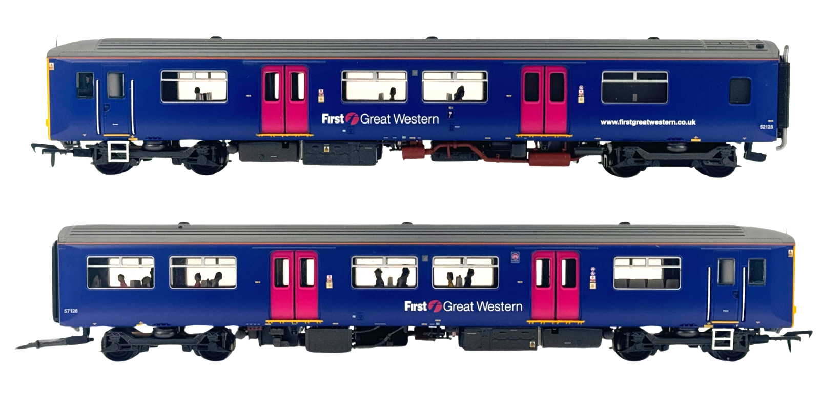 BACHMANN 00 GAUGE - 32-927 - CLASS 150/1 DMU FIRST GREAT WESTERN FGW - DCC SOUND