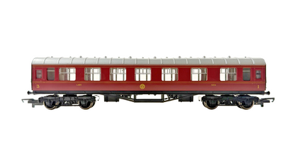HORNBY OO GAUGE - RAKE OF 2 LMS MAROON STANIER PASSENGER COACHES UNBOXED