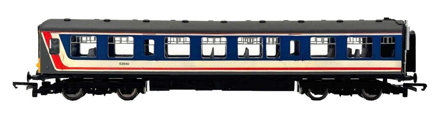 BRITANNIA PACIFIC MODELS 00 GAUGE - CLASS 104 NETWORK SOUTHEAST DMU 2 CAR HORNBY