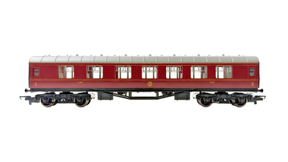 HORNBY OO GAUGE - RAKE OF 2 LMS MAROON STANIER PASSENGER COACHES UNBOXED