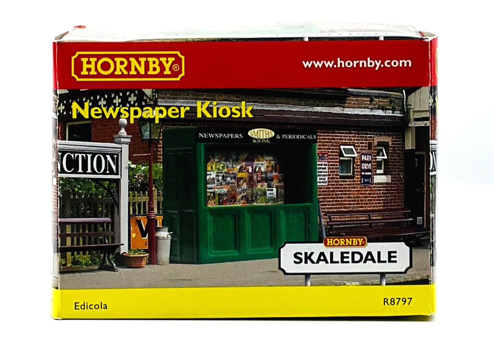 HORNBY SKALEDALE 00 GAUGE - R8552/R8986/R8797 - 2 X GARAGES & NEWSPAPER KIOSK