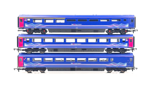 HORNBY 00 GAUGE - 3 X FIRST GREAT WESTERN FGW DYNAMIC LINES MK3 COACHES (SET 2)