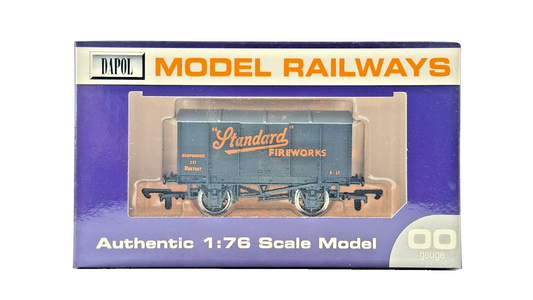 DAPOL 00 GAUGE - STANDARD FIREWORKS GUNPOWDER VAN BLACK WRENN (LIMITED EDITION)