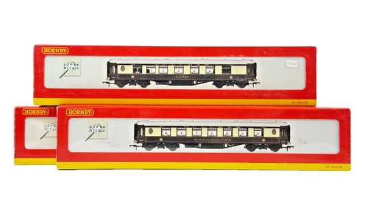 HORNBY OO GAUGE - R4143A/R4144A/R4145A - RAKE OF ASSORTED PULLMAN COACHES BOXED