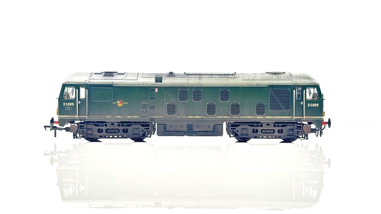 BACHMANN 00 GAUGE - 32-429 - CLASS 24 DIESEL BR GREEN D5009 RENUMBERED WEATHERED