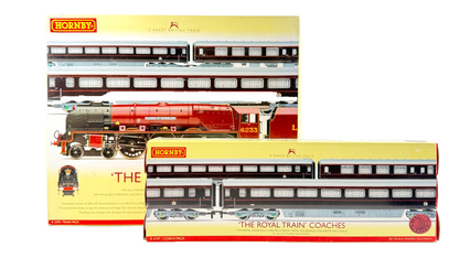 HORNBY OO GAUGE - R2370/R4197 - THE ROYAL TRAIN & ADDITIONAL COACH PACK