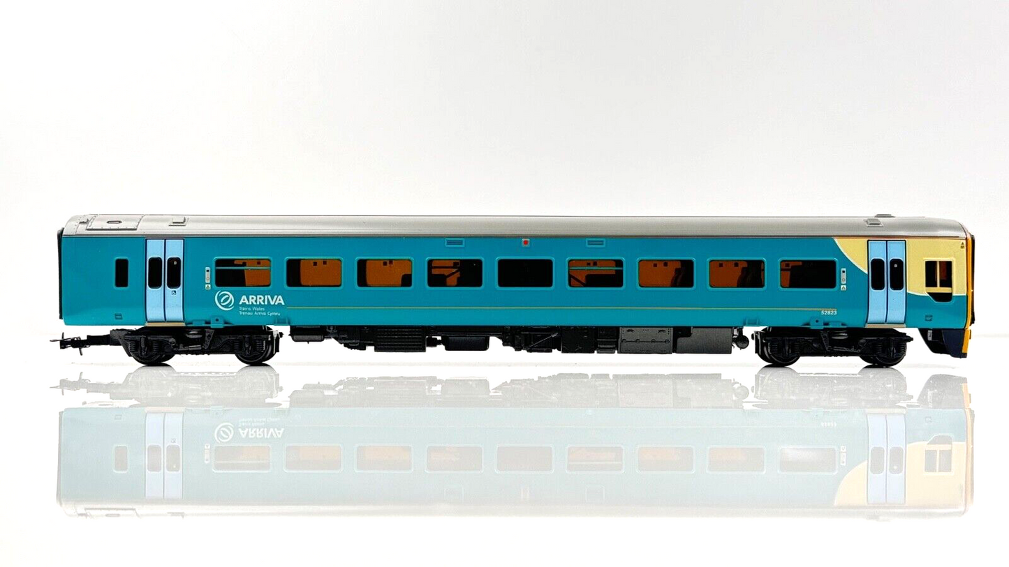 BACHMANN 00 GAUGE - 31-511 - CLASS 158 DMU 2 CAR ARRIVA TRAINS WALES - BOXED