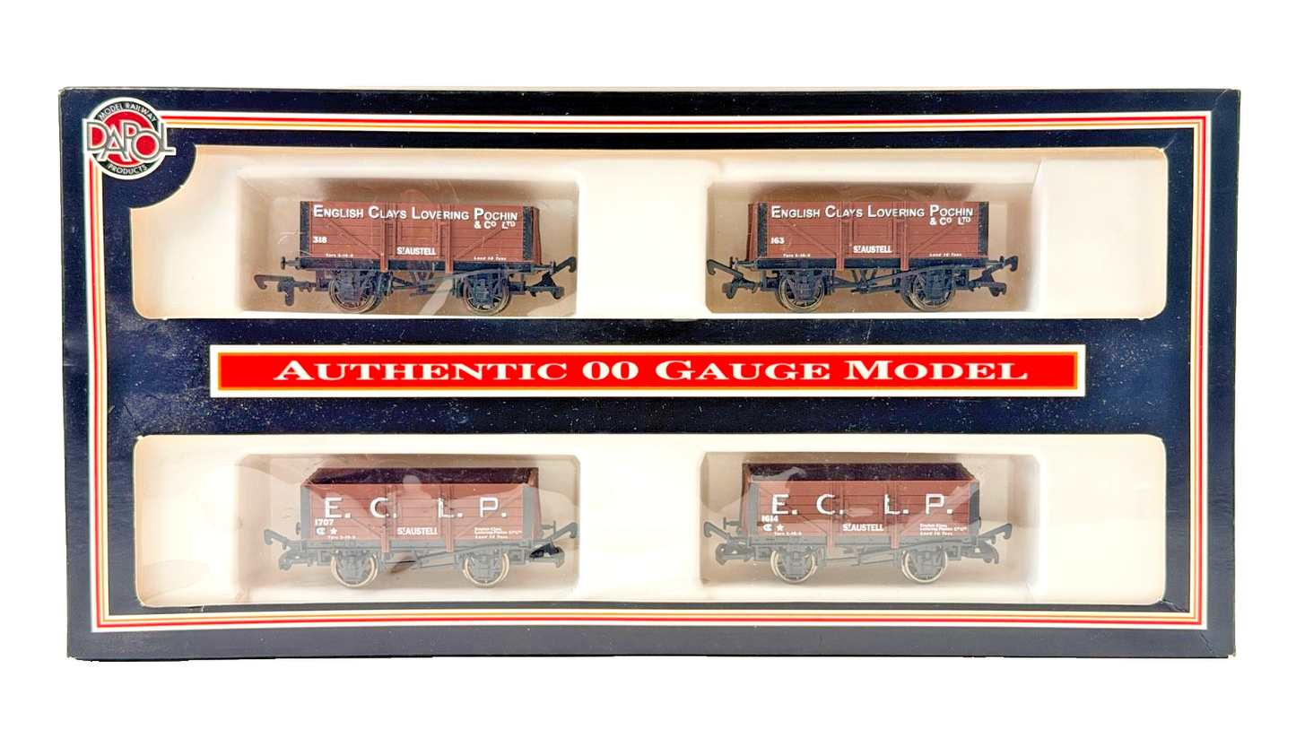 DAPOL 00 GAUGE - ENGLISH CLAYS LOVERING POCHIN CORNWALL 4 PACK (LIMITED EDITION)