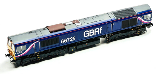 BACHMANN 00 GAUGE - 32-978 - CLASS 66/9 DIESEL 66725 GBRF FIRST SUNDERLAND AFC