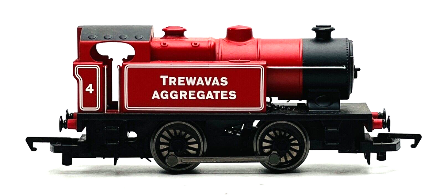 HORNBY 00 GAUGE - R2940 - INDUSTRIAL 0-4-0 TANK 'TREWAVAS AGGREGATES' 4 BOXED