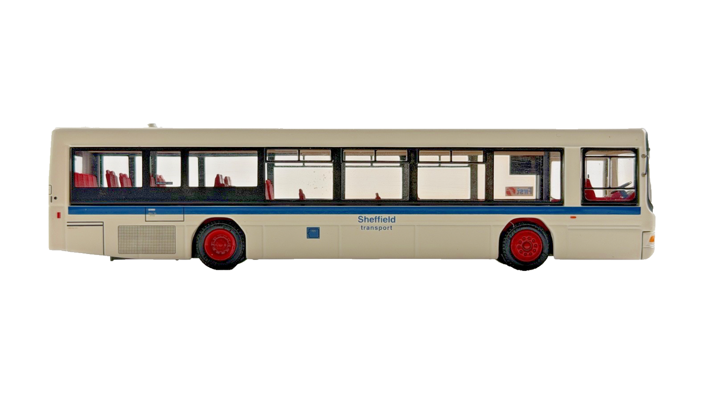 *IMPERFECT* EFE 1/76 SCALE - 27617 - WRIGHT VOLVO RENOWN FIRST SHEFFIELD - BOXED