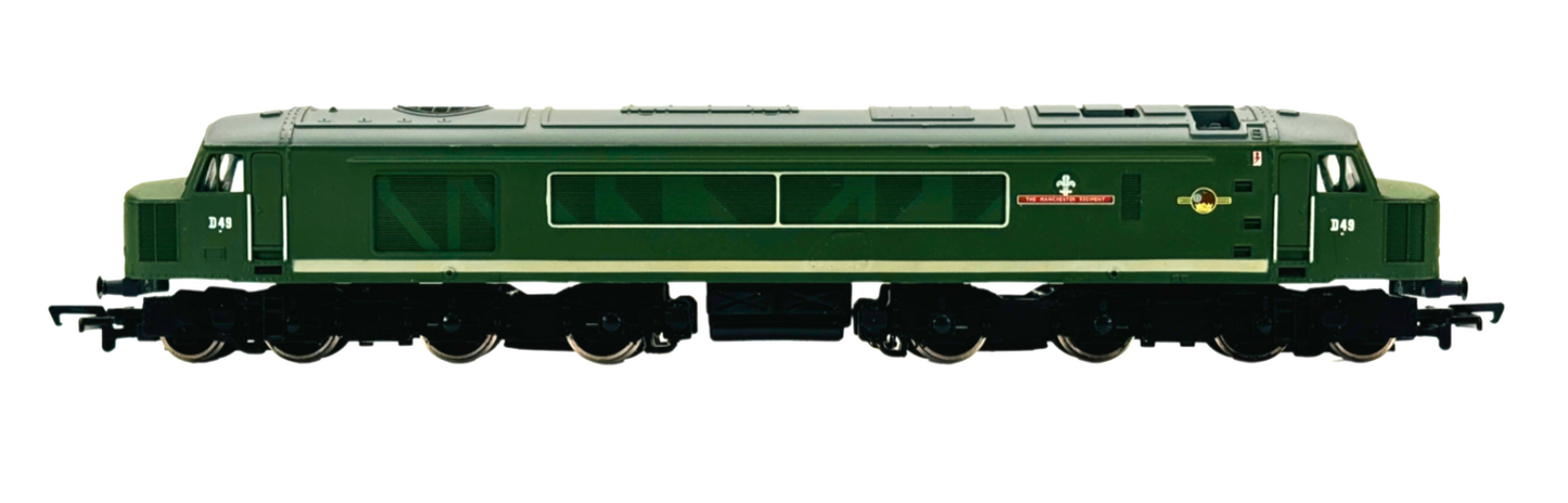 MAINLINE 00 GAUGE - 37-050 - TYPE 4 CLASS 40 DIESEL MANCHESTER REGIMENT GREEN