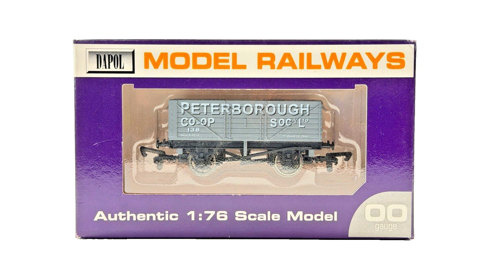 DAPOL 00 GAUGE - PETERBOROUGH CO-OP SOCIETY PLANK WAGON 138 (LIMITED EDITION)