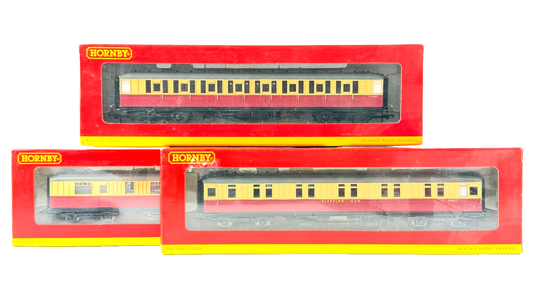 HORNBY OO GAUGE - R4180A/R4181/R4182 - BR CRIMSON CREAM 61FT 6IN COACHES X 3