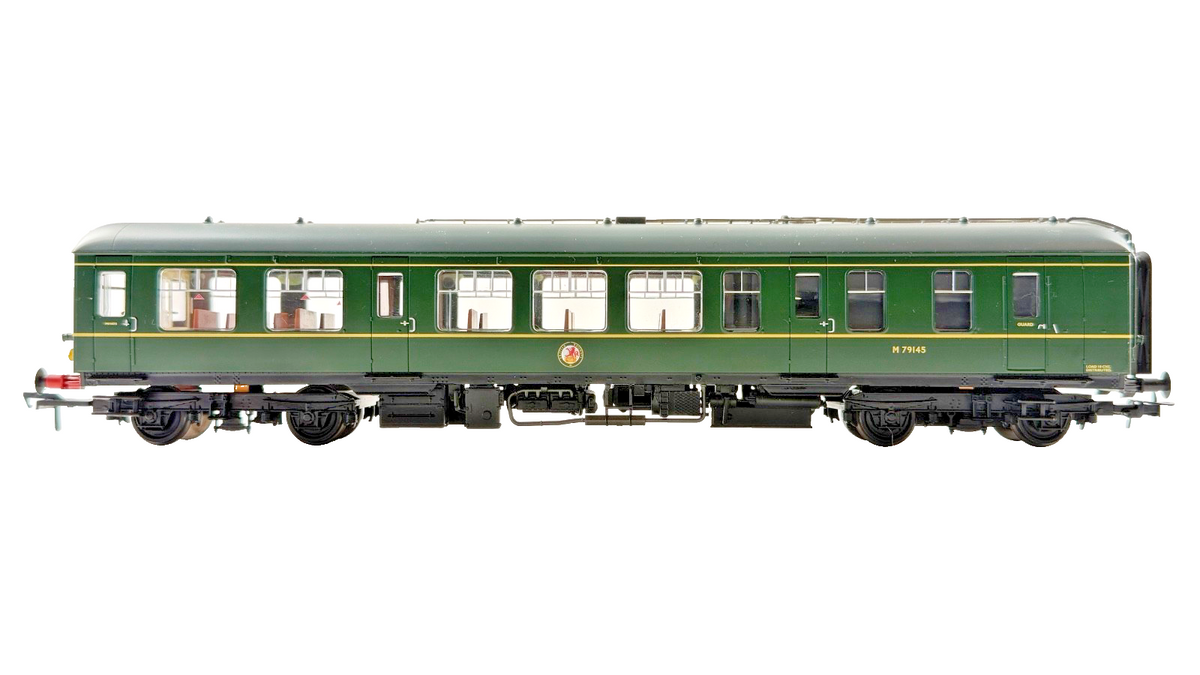 BACHMANN OO GAUGE - 32-515 - DERBY LIGHTWEIGHT TWO CAR DMU BR GREEN YWP BOXED