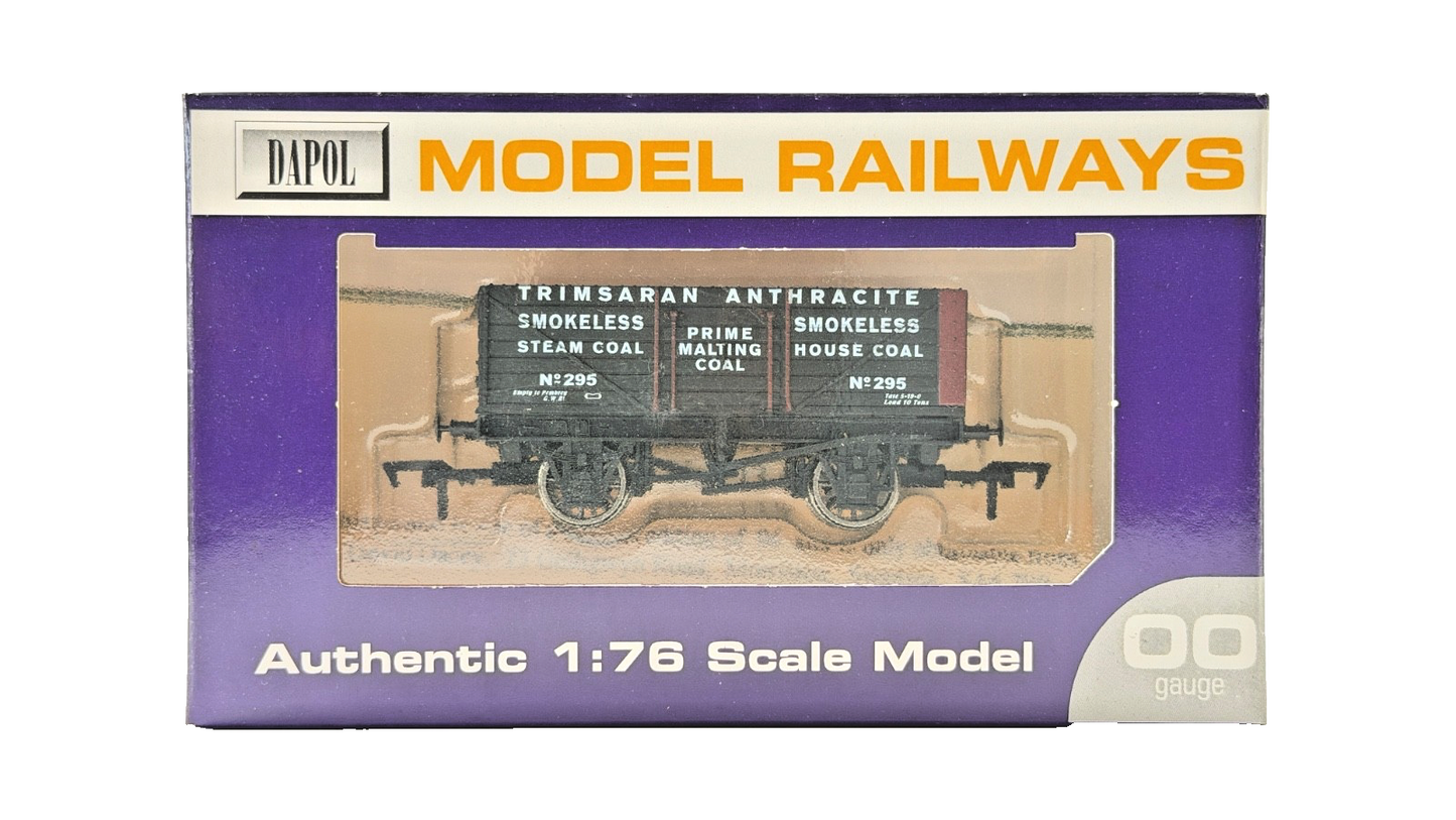 DAPOL 00 GAUGE - TRIMSARAN ANTHRACITE SMOKELESS STEAM COAL 295 (LIMITED EDITION)