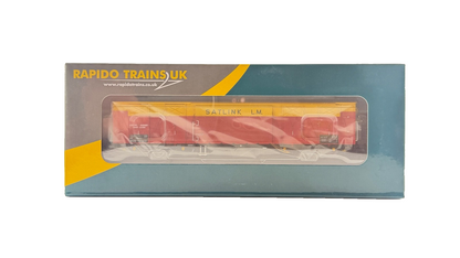 RAPIDO OO GAUGE - 910012 - 1/227 FERRY VAN NO.KDB787210 S&T SATLINK RED YELLOW