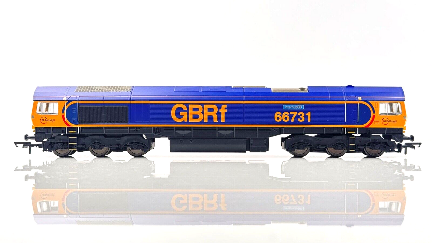 HORNBY 00 GAUGE - R3785 - CLASS 66 DIESEL 66731 GBRF 'INTERHUB GB' - BOXED