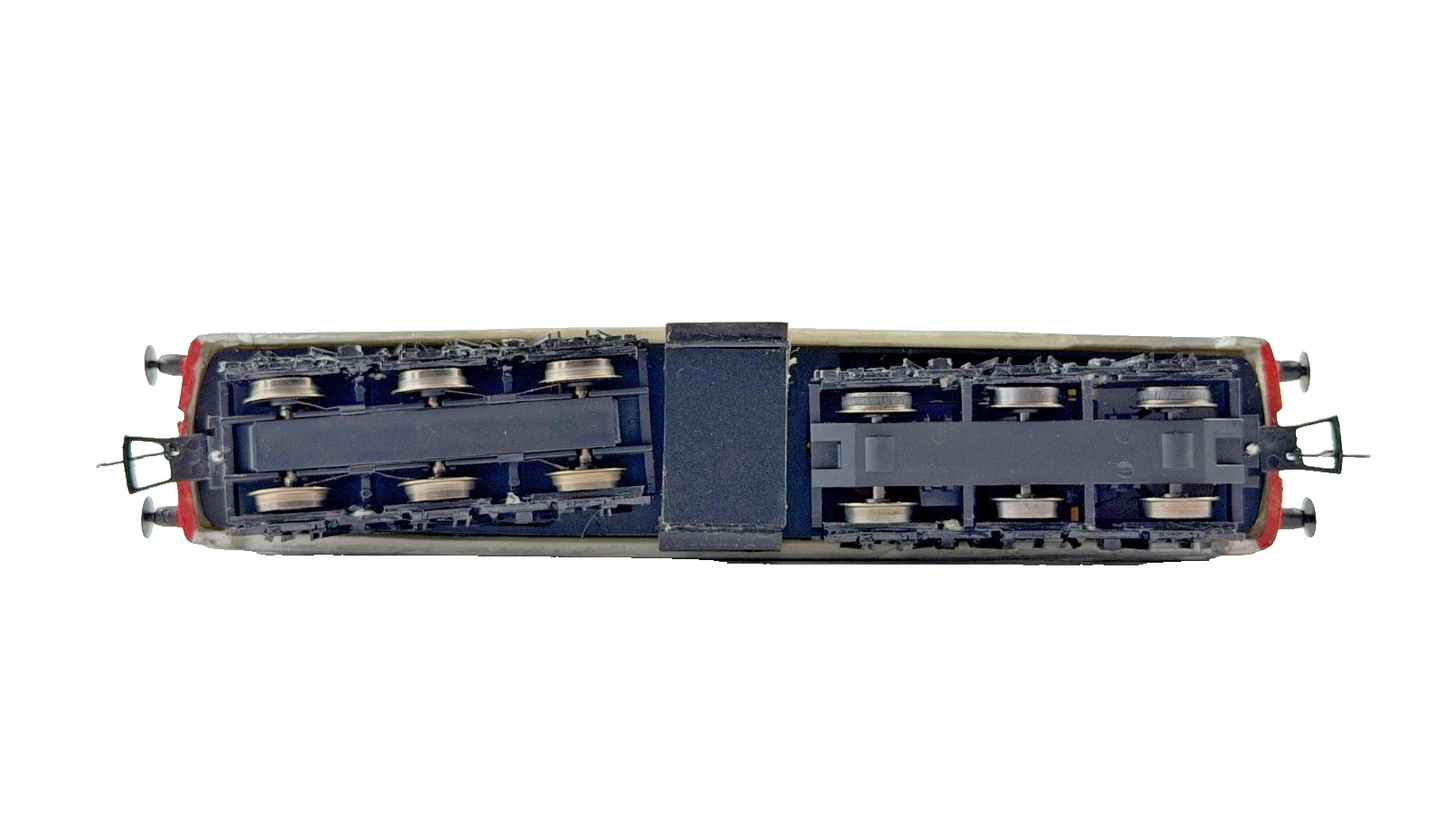 SILVER FOX MODELS OO GAUGE - IRISH CIE SILVER 101 CLASS B SULZER B103 - BOXED