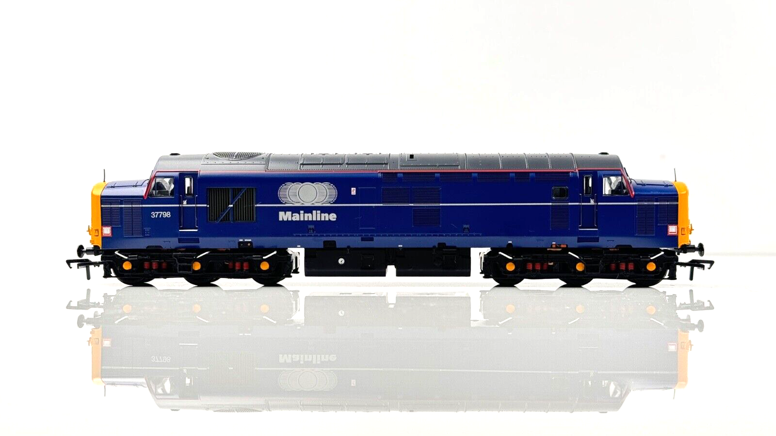 BACHMANN 00 GAUGE - 32-390XDS - CLASS 37 TRANSRAIL MAINLINE DIESEL SET DCC SOUND