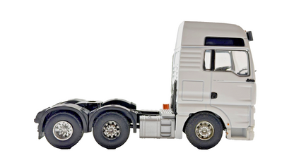 B.V LION TOYS 1/50 SCALE DIECAST MAN TGA 26.530 WHITE TRACTOR + MIRRORS UNBOXED