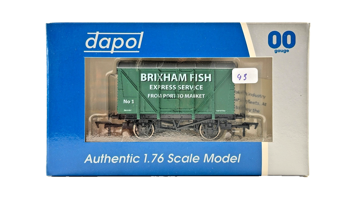 DAPOL 00 GAUGE - BRIXHAM FISH EXPRESS SERVICE PORT TO MARKET 1 (LIMITED EDITION)