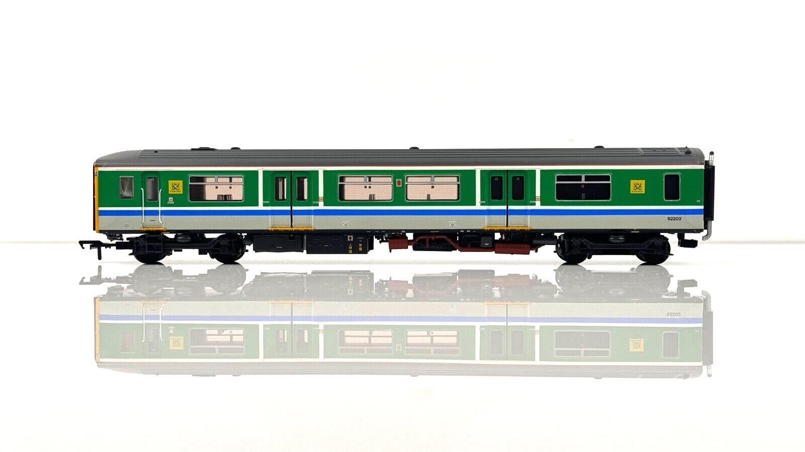 BACHMANN 00 GAUGE - 32-937 - CLASS 150/2 DMU 150202 CENTRO LIVERY - BOXED