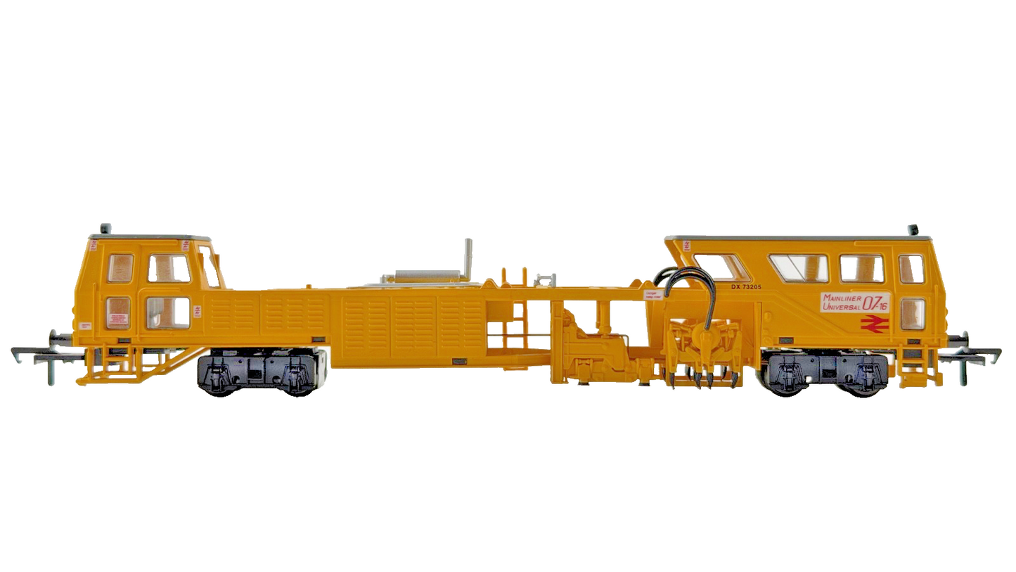 BACHMANN OO GAUGE - 36-165 - MOTORISED PLASSER TAMPER MACHINE ENGINEERS YELLOW