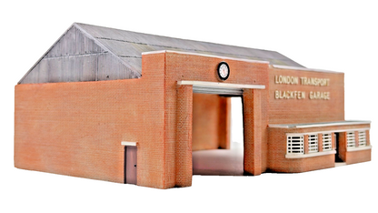 BACHMANN OO GAUGE SCENECRAFT - 44-074 - LONDON TRANSPORT BLACKFEN BUS DEPOT