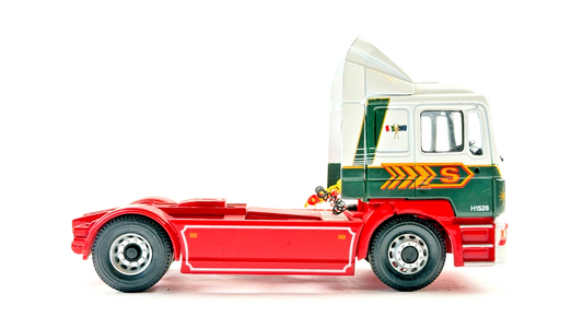 CORGI 1/50 SCALE EDDIE STOBART MAN "LINDSAY" 4X2 TRACTOR UNIT UNBOXED