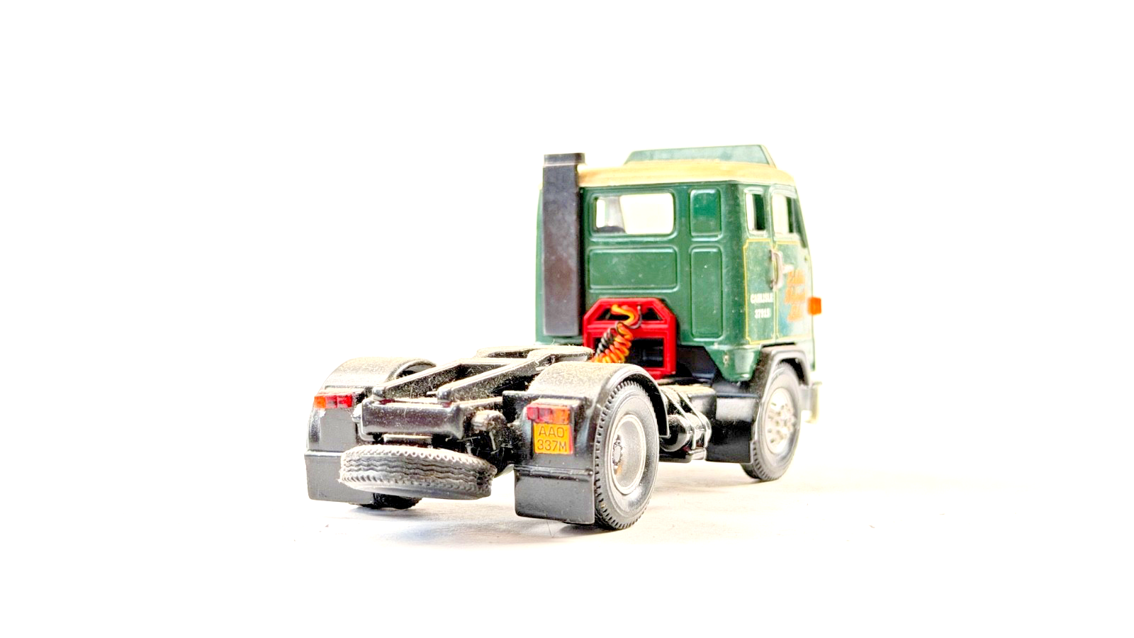 CORGI 1/50 SCALE CC13101 EDDIE STOBART VOLVO F88 4X2 TRACTOR UNIT UNBOXED