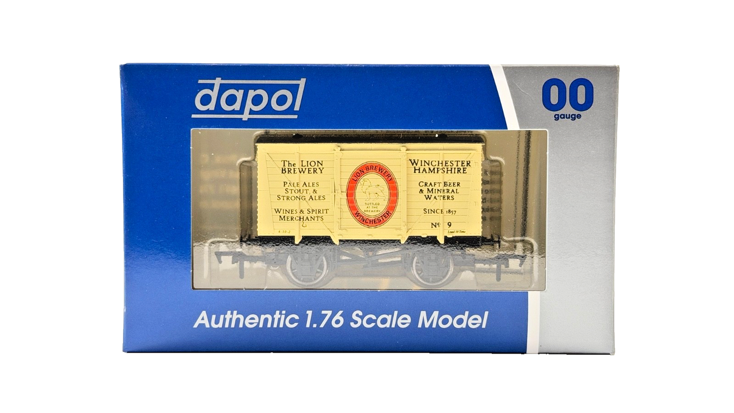 DAPOL 00 GAUGE - LION BREWERY WINCHESTER HAMPSHIRE VAN NO.9 (LIMITED EDITION)
