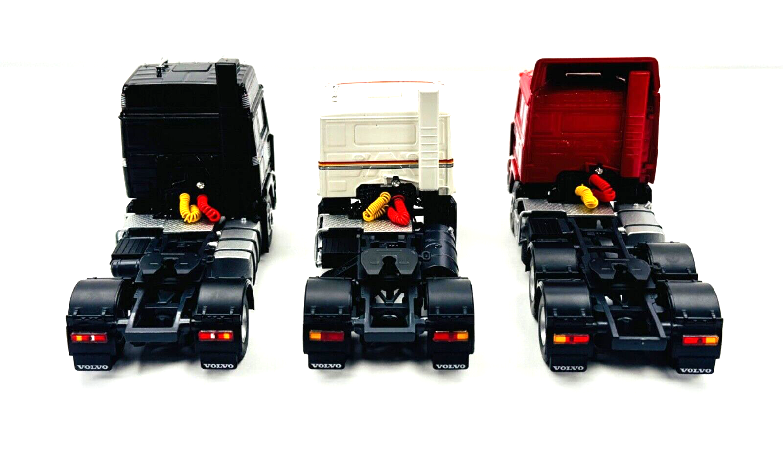 TEKNO 1/50 SCALE - 68619 - TBP SET VOLVO F10 F12 F16 BLACK WHITE RED CAB TRIPLE