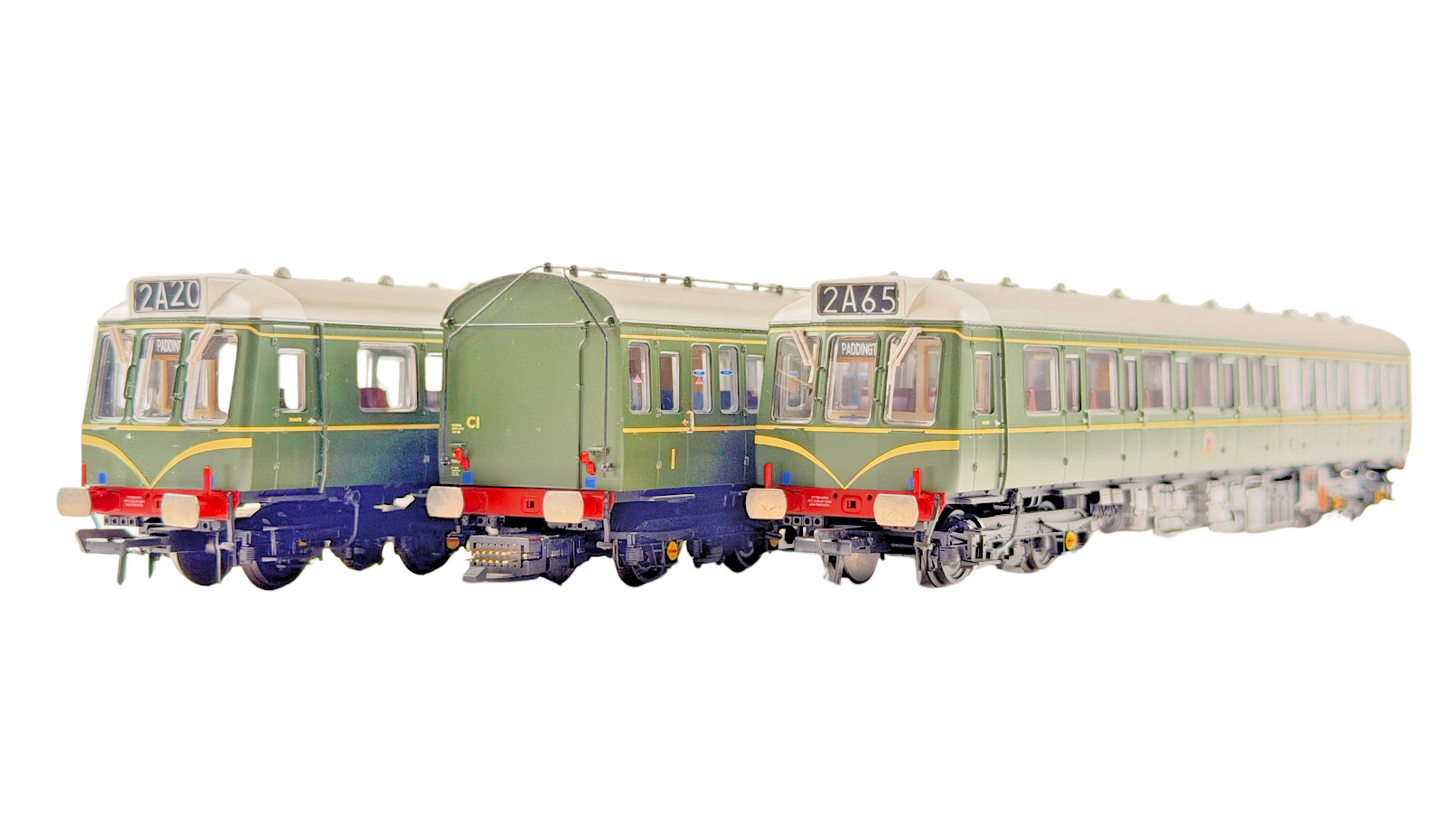BACHMANN OO GAUGE - 35-500 - CLASS 117 3-CAR DMU BR GREEN SPEED WHISKERS BOXED