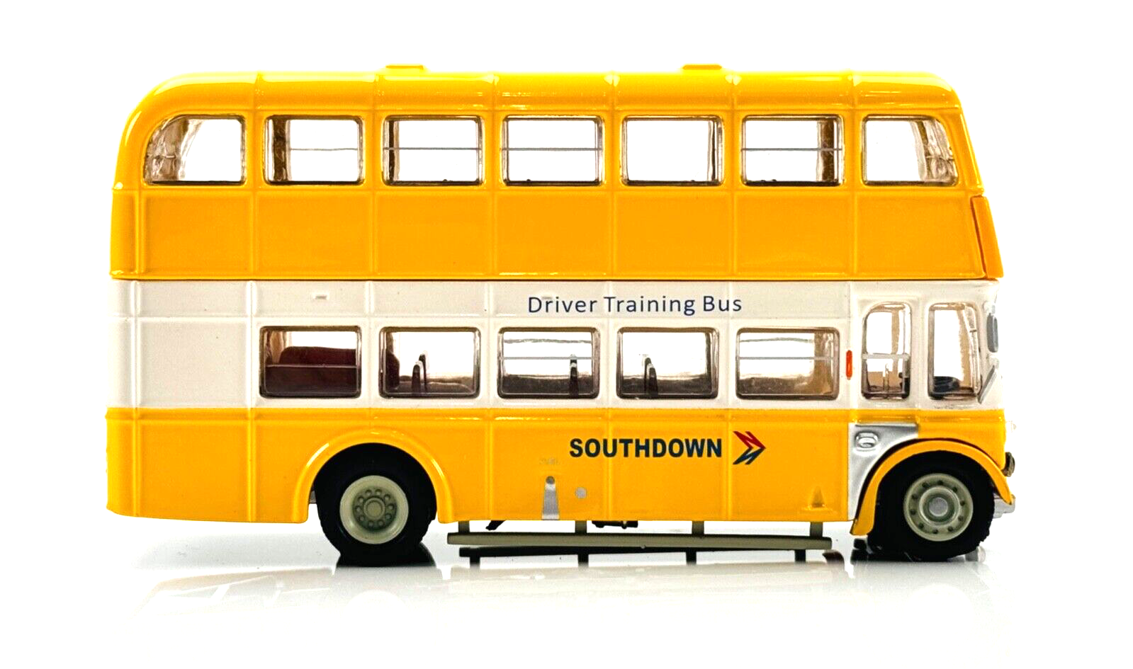 BRITBUS 1/76 SCALE - L005 - LEYLAND TITAN PD2 SOUTHDOWN DRIVER TRAINING - BOXED