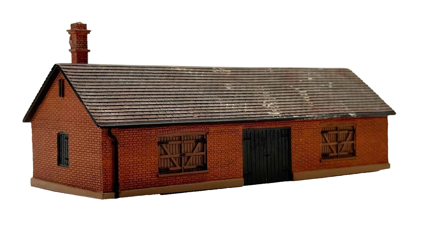 HORNBY 00 GAUGE SKALEDALE - R9794 - THE BARN WORKSHOP - UNBOXED