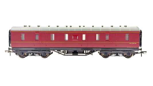 BACHMANN 00 GAUGE - BR MAROON EX LMS 50' PARCELS VAN M31293M - UNBOXED