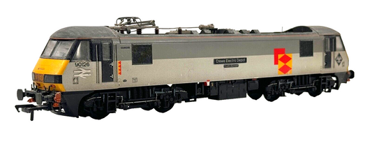 BACHMANN 00 GAUGE - CLASS 90 90126 RAILFREIGHT RFD CREWE DEPOT (BENS RESPRAYS)